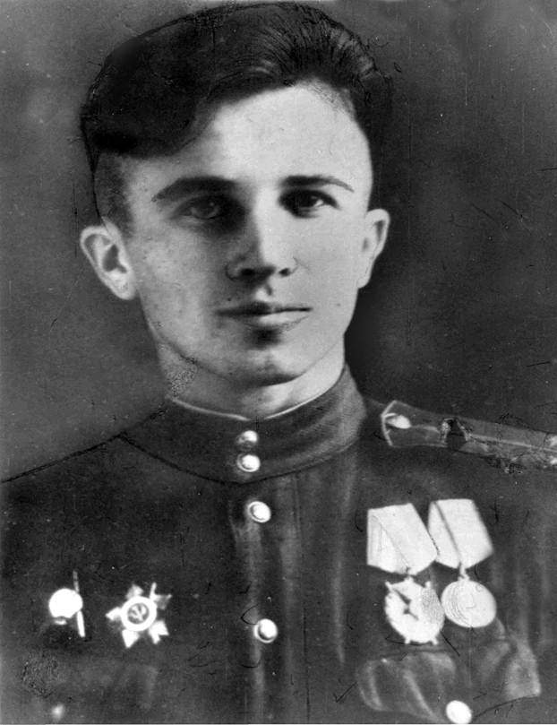 Герой Советского Союза Комендант Вадим Петрович (1923-1949)