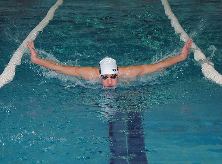 Сборная белореченских пловцов стала чемпионом зональных соревнований Всекубанского турнира по плаванию