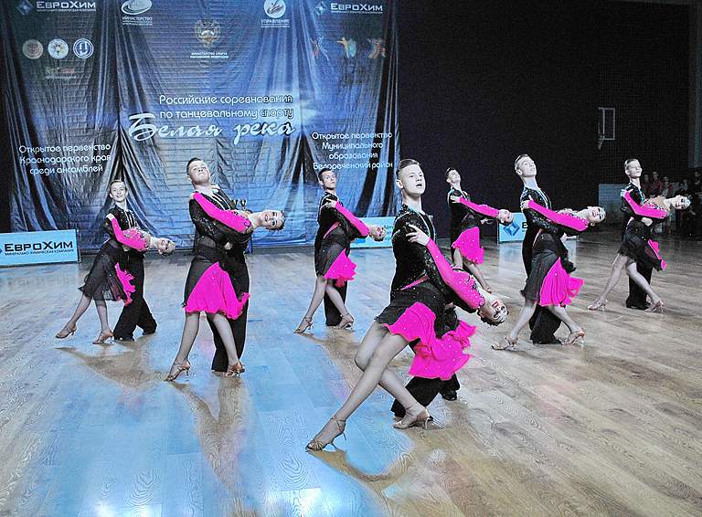 В Белореченске прошли российские соревнования по танцевальному спорту «Белая река 2017»