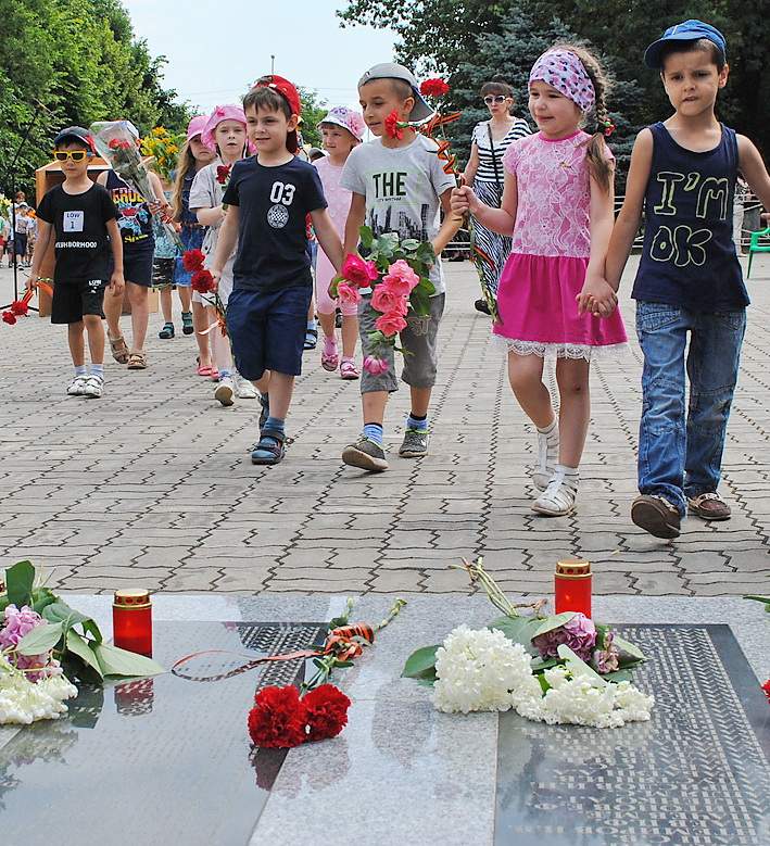 В Белореченском районе прошли траурные мероприятия, посвящённые Дню памяти и скорби