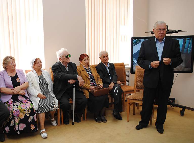 Глава района Дмитрий Федоренко встретился с членами общественного совета