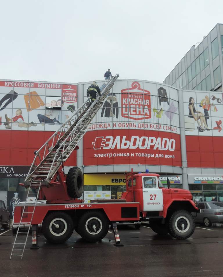 В Белореченске прошли пожарно-тактические учения в КРЦ «Олимпийский»