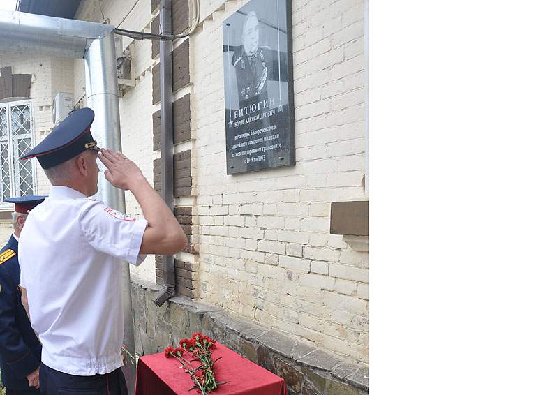 В Белореченском линейном отделе полиции почтили память погибших в годы войны сотрудников