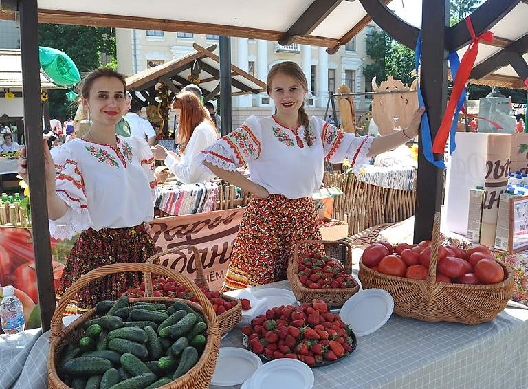 Белореченцы приняли участие в ежегодной выставке-ярмарке народных промыслов, ремесел и сельского туризма «Агротур-2018»