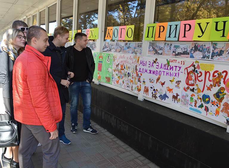 Выставка агитплакатов в Белореченске