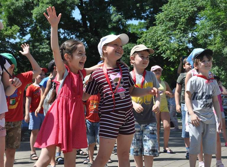 Белореченские экологии зарядили детей добром на все лето