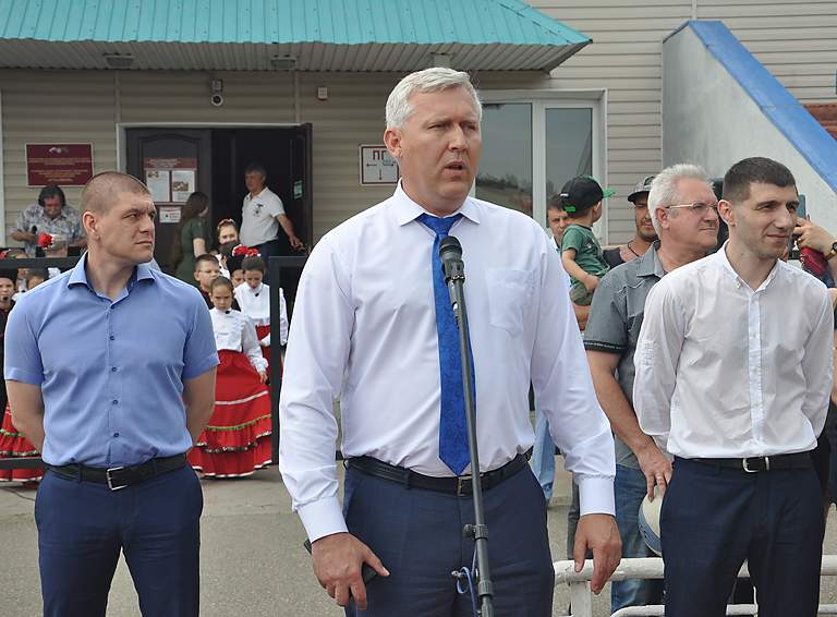 В Белореченске стартовал кубок губернатора по футболу и уличному баскетболу