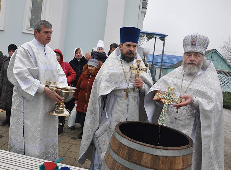 В Белореченске освятили купель для крещенских купаний