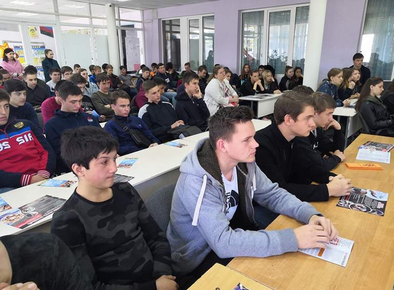 Профилактическая беседа для белореченских студентов