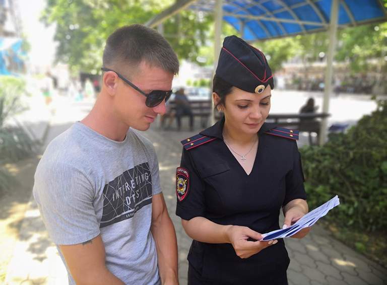 Белореченские полицейские напоминают гражданам о бдительности и осторожности