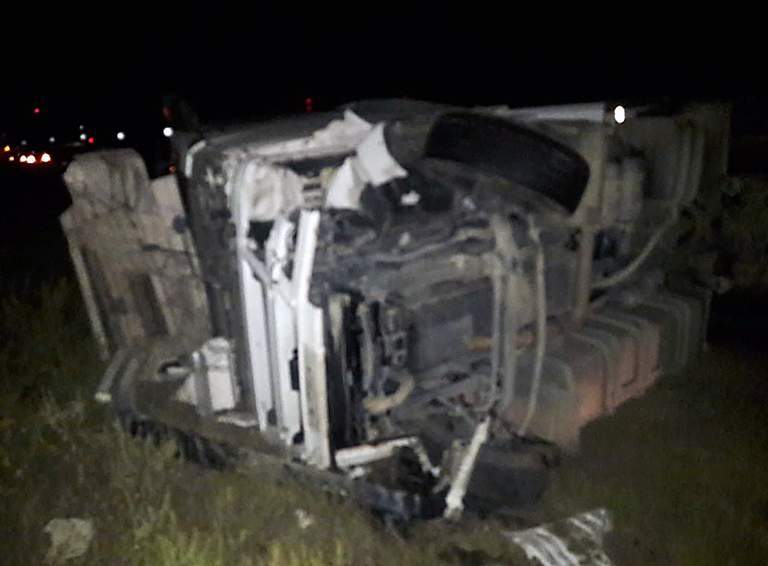 Водитель из станицы Рязанской скончался после столкновения «Приоры» с грузовым автомобилем «МАН»