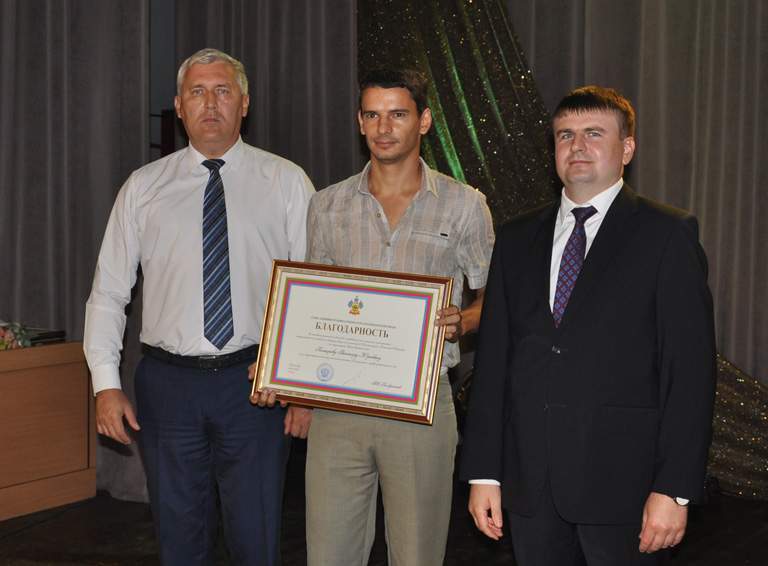 Благодарностью губернатора Кубани награжден член ТИК Белореченская с правом решающего голоса Виктор КОМАРОВ