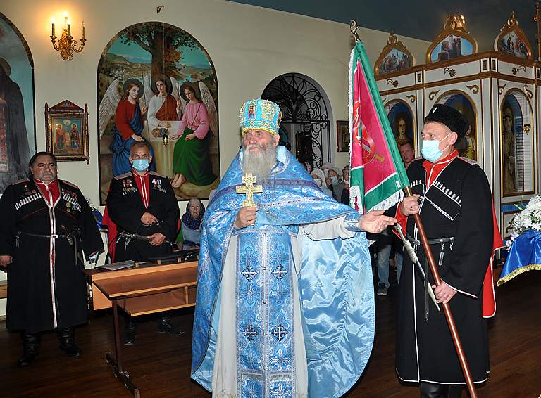 У казаков Белореченского городского казачьего общества появилось свое освященное знамя