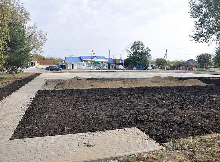 До конца года в Белореченском районе благоустроят две общественные территории – в Бжедуховском и Школьненском поселениях