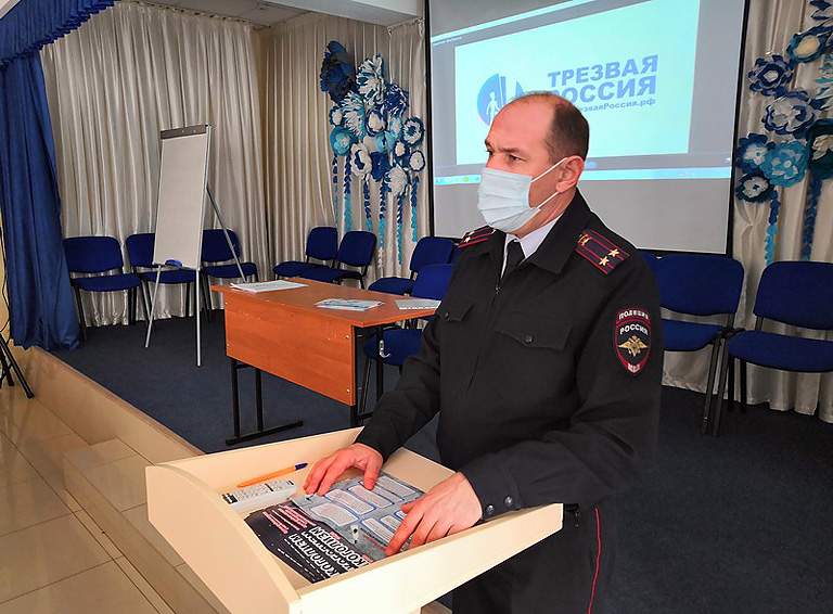 Белореченские полицейские реализуют акцию «Призывник»