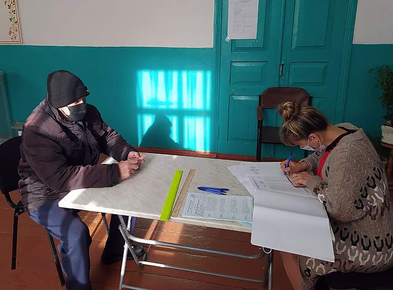 В Рязанском и Школьненском сельских поселениях Белореченского района сегодня проходят досрочные выборы глав поселений