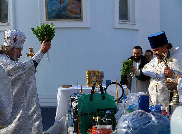 В Сочельник, день накануне Крещения Господня, в Белореченске состоялось первое освящение воды