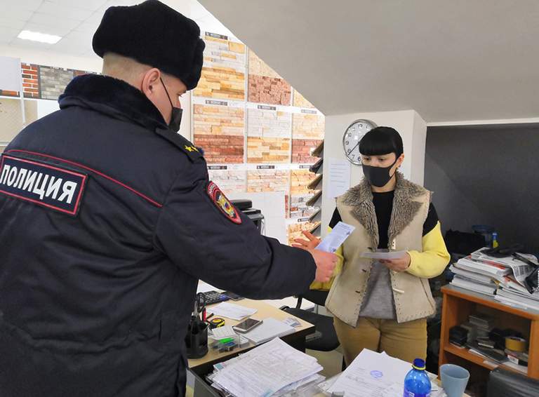 В Белореченске сотрудники полиции реализуют районную акцию «Портрет финансово грамотного человека»