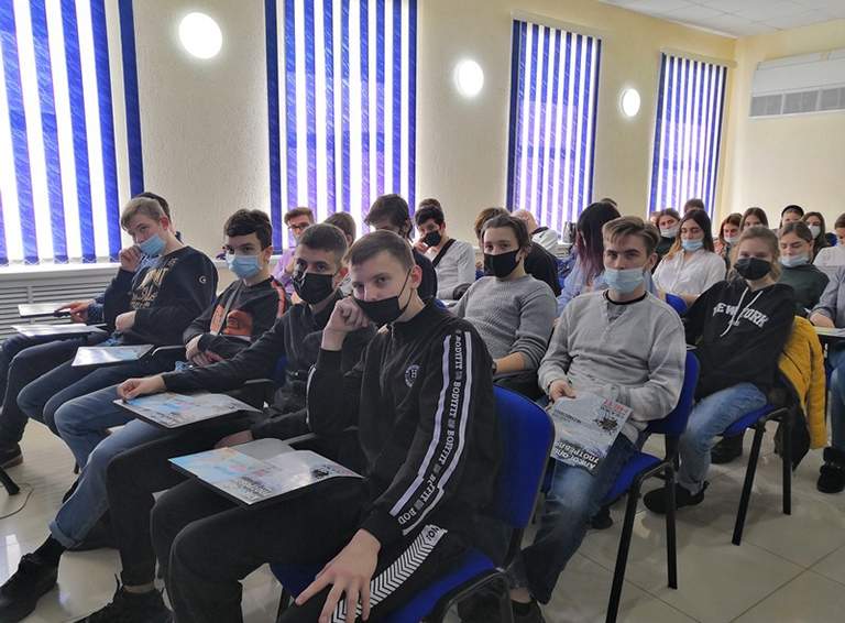 Белореченские полицейские с общественностью реализуют антинаркотическую акцию «Я за здоровый образ жизни»
