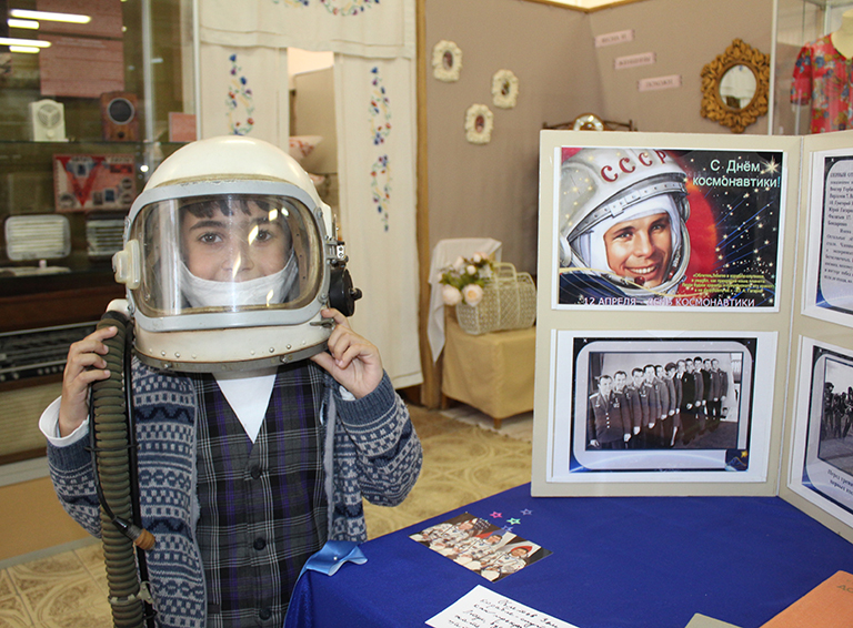 Космическое путешествие в сопровождении сотрудников белореченского музея