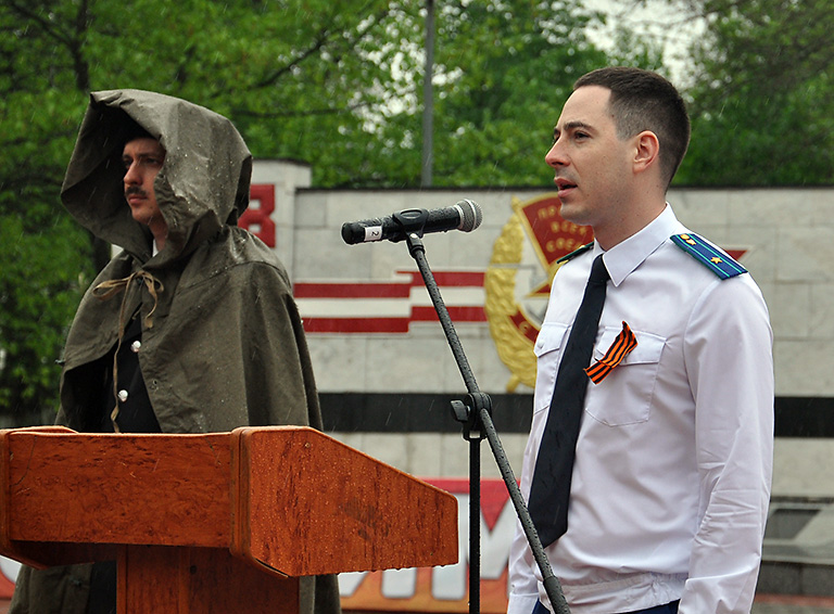 В Белореченске возложили цветы к мемориалу воинам-освободителям в городском Парке Победы