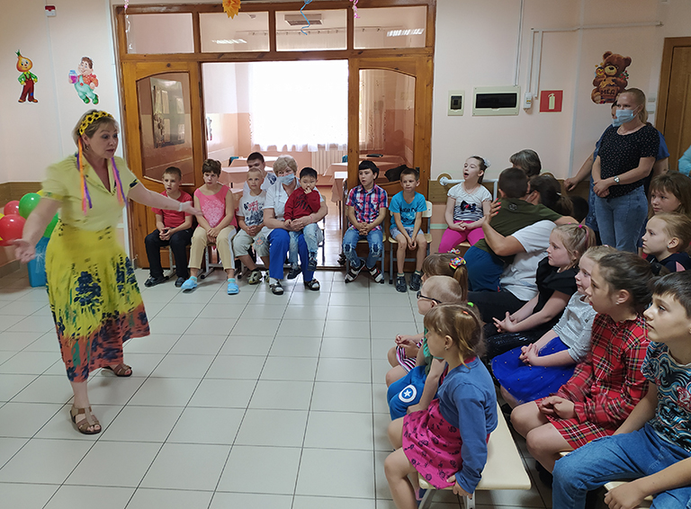 Специалисты Белореченского комплексного центра реабилитации детей-инвалидов организовали праздник, посвящённый Дню защиты детей