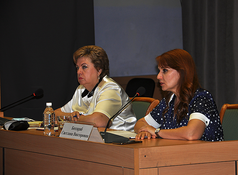 Депутат Государственной Думы Светлана Бессараб провела в Белореченске встречу с жителями города и личный приём граждан