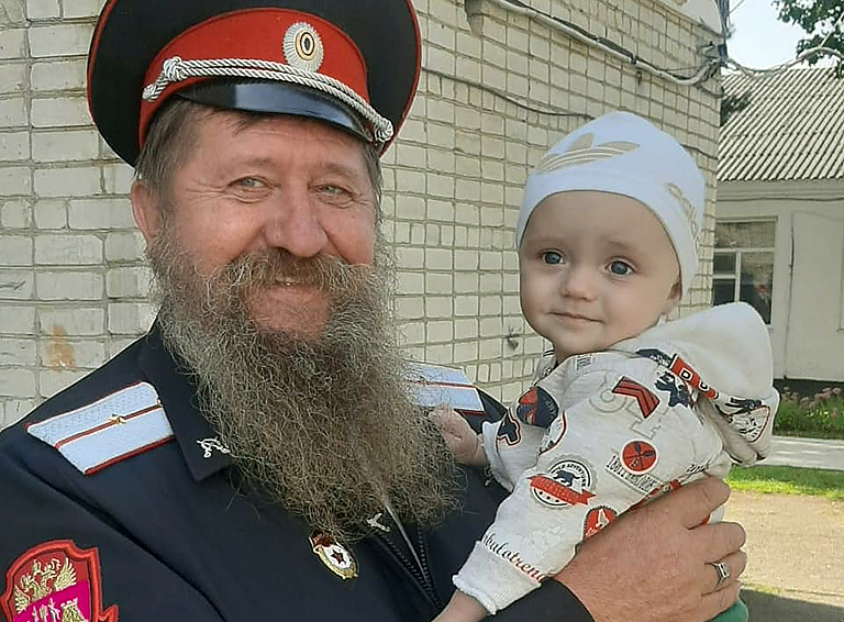 Белореченские казаки помогают полиции охранять общественный порядок на избирательных участках