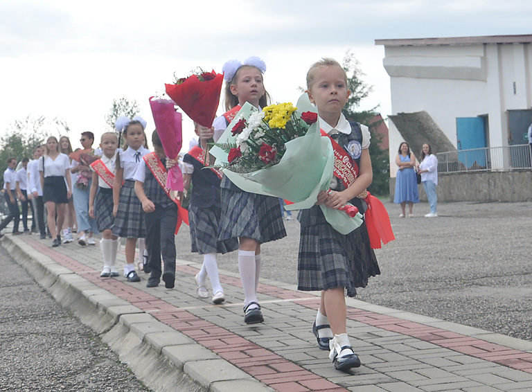 Первоклассники Белореченского района сделали первые шаги по дороге к знаниям