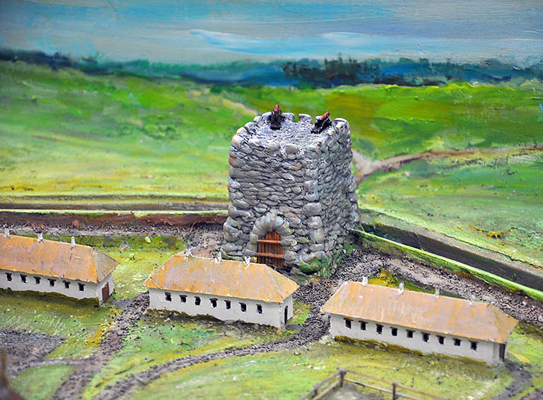В дар городскому музею передан макет Белореченской крепости, со дня основания которой в этом году исполнилось 170 лет