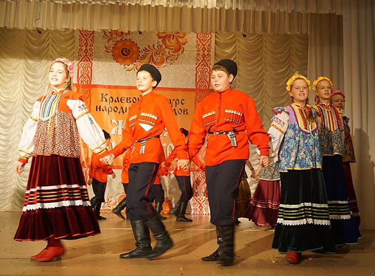 Фольклорные коллективы Белореченского района сохраняют культурные традиции казачества