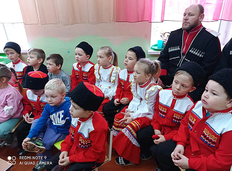 Масленичный разгуляй устроили казачата в школе хутора Кубанского