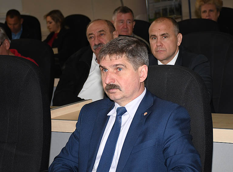 Депутат ЗСК Иван Безуглый отчитался перед белореченскими избирателями о пяти годах работы в кубанском парламенте