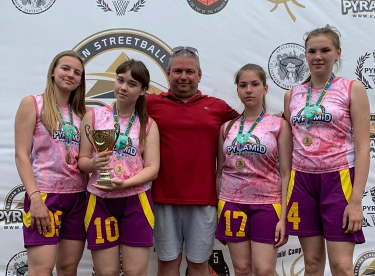 Белореченские стритболистки стали третьими на турнире «Пирамида»
