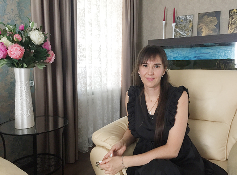 На днях своё 30-летие отметила Юлия Тишкова, заместитель заведующего по ВМР детского сада №35 станицы Рязанской