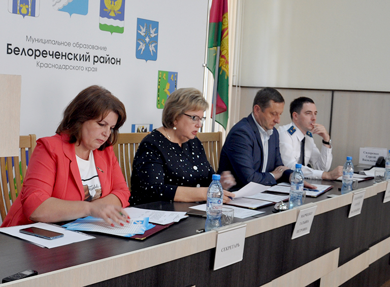 Депутаты районного Совета отменили решение об утверждении генерального плана Великовечненского сельского поселения