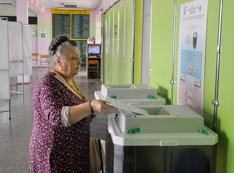 Выборы в Белореченске: избирательный участок 06-02 в гимназии