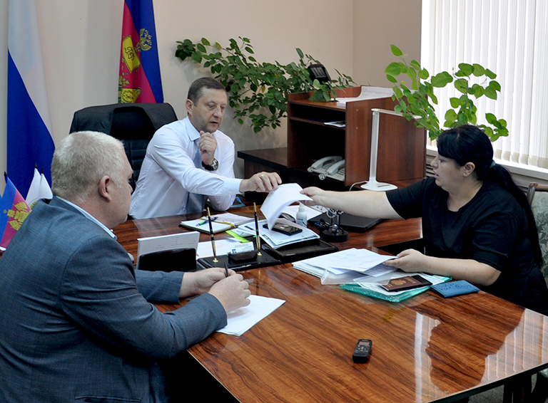 Глава Белореченского района Сергей Сидоренко провёл еженедельный приём граждан