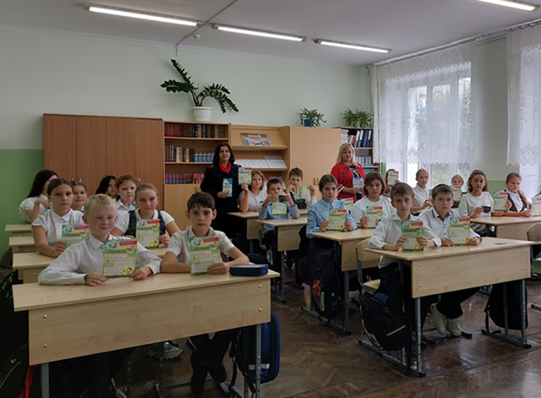 Учащимся белореченской школы №68 посоветовали рассказать родителям об опасностях интернета