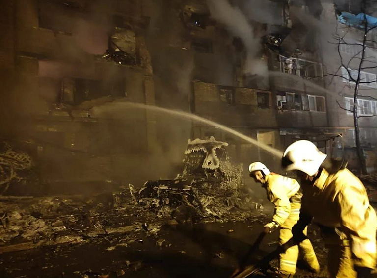Вениамин Кондратьев: Пожар в Ейске локализован. Жильцов пострадавшего дома эвакуируют