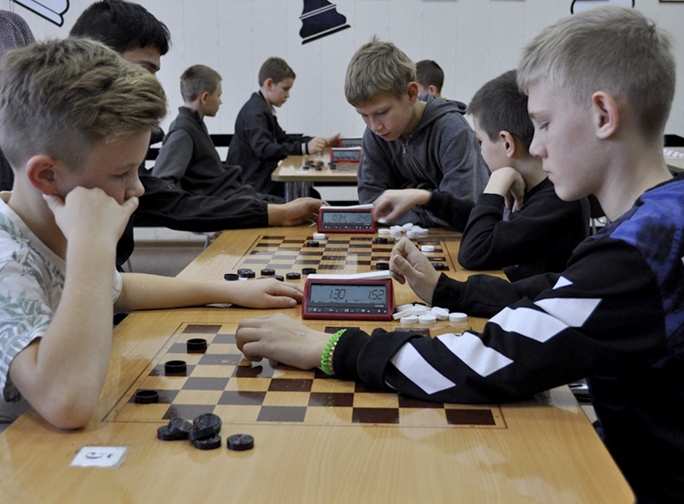 В молодежно-спортивном центре Белореченска прошел турнир по шашкам