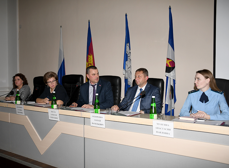 Восемь вопросов рассмотрели депутаты на очередной 73-й сессии Совета МО Белореченский район