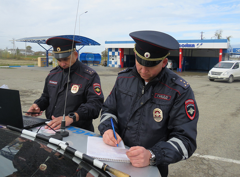 Белореченские автоинспекторы и судебные приставы проводят рейды по взысканию штрафов и задолженностей