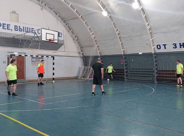 Среди сотрудников полиции Белореченского района прошёл товарищеский матч по мини-футболу