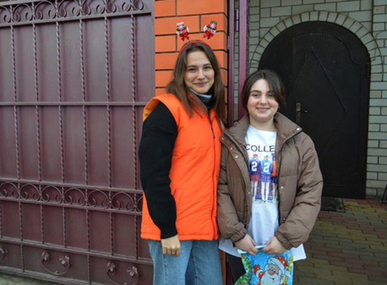 Пятеро юных белореченцев получили новогодние подарки в рамках благотворительной акции #ДоброЁлка