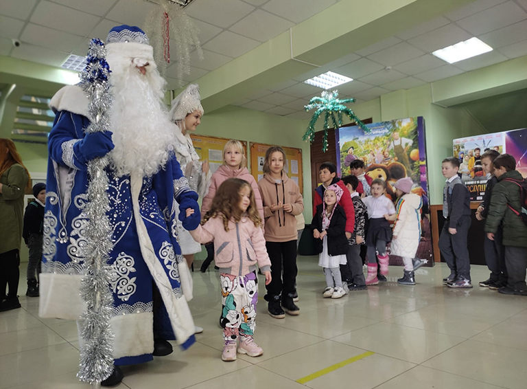 В учреждениях культуры Белореченского района дан старт новогодним утренникам и мероприятиям для детей
