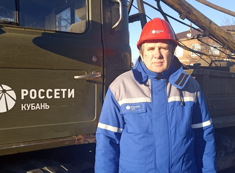 Ведомственной награды удостоен белореченец – машинист электрических сетей филиала «Россети Кубань»