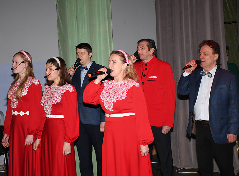 Праздничный концерт, посвященный Дню защитника Отечества, состоялся в Районном доме культуры