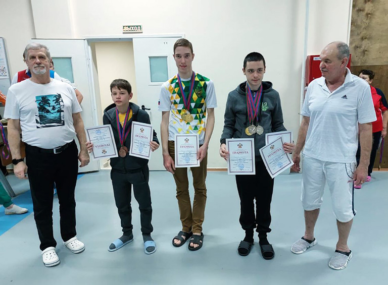 У белореченских пловцов-паралимпийцев четыре медали краевого первенства