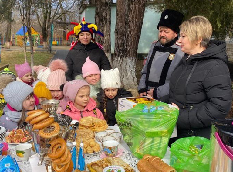 Воспитанники детского сада №38 села Великовечного встретили Масленицу